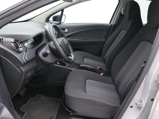 Renault ZOE Q90 Intens Quickcharge 41 kWh (Batterijhuur) / Navigatie / Cruise Control / SoH 88% / Historie aanwezig / LMV / Keyless Entry / prijs is excl Batterijhuur /