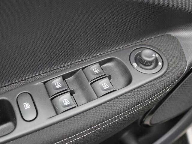 Renault ZOE Q90 Intens Quickcharge 41 kWh (Batterijhuur) / Navigatie / Cruise Control / SoH 88% / Historie aanwezig / LMV / Keyless Entry / prijs is excl Batterijhuur /