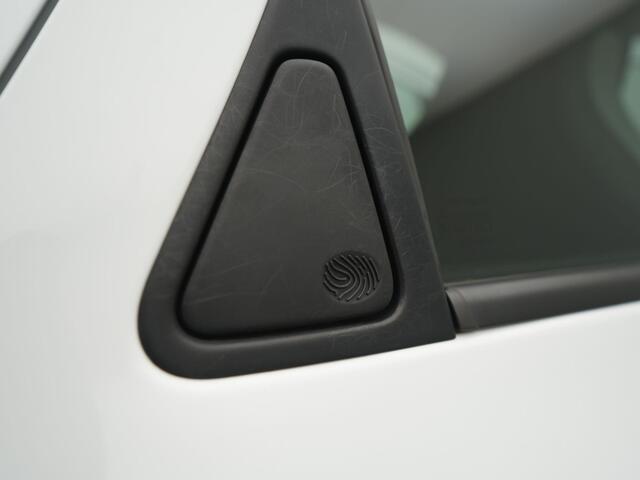 Renault ZOE R135 Intens 52 kWh - RIJKLAARPRIJS - All Seasonbanden - Achteruitrijcamera - Dealeronderhouden