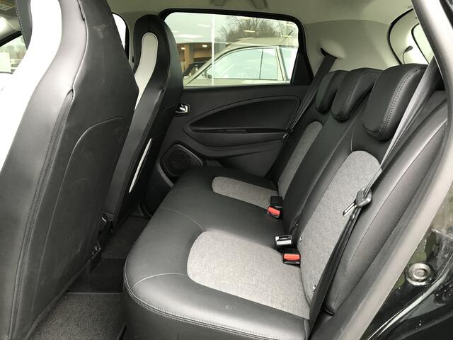 Renault ZOE R135 Intens 52 kWh | Rijklaar incl garantie | SoH 87% Koop Accu Keyless Camera Parkeersensoren Stoel+stuur verwarming