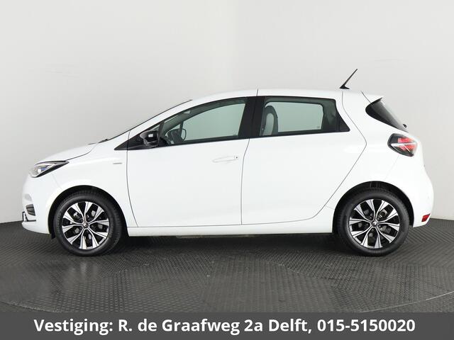 Renault ZOE R135 Limited 52 kWh SOH 96% | Navigatie | 1e eigenaar |