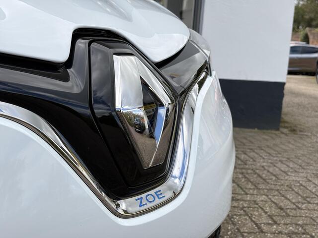 Renault ZOE R135 Zen 52 kWh Accu Koop | SOH 94.6%| CCS Snelladen | Easylink navigatie | Camera achter | Dealeronderhouden | Batterijkoop | Inclusief batterij |