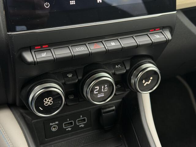 Renault ZOE R135 Serie Limitee Riviera 52 kWh / Accu SOH 91% / Koopaccu / Dealer Onderhouden / BOSE Audio / Lederen Bekleden / Stoel Verwarming / Stuurwiel Verwarming / CCS Snelladen / Dodehoek Detectie /