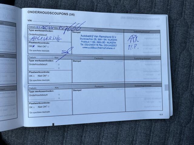 Renault ZOE R135 Intens Business 52 kWh (Koopbatterij) / CCS-SNELLADER! / Stoelverw. / Camera / Keyless / LMV /