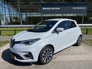 renault-zoe-r135-intens-business-52