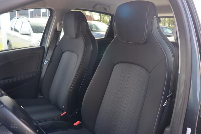 Renault ZOE R90 Life 41 kWh KOOPACCU | Cruise Control | Camera | Navigatie | Climate Control