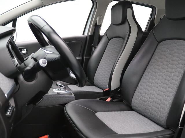 Renault ZOE R135 Intens 52 kWh Camera | Cruise | Parkeersens. v+a | Stoel-/stuurverw.