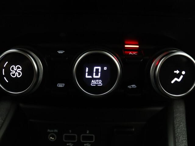 Renault ZOE R135 Intens 52 kWh Camera | Cruise | Parkeersens. v+a | Stoel-/stuurverw.