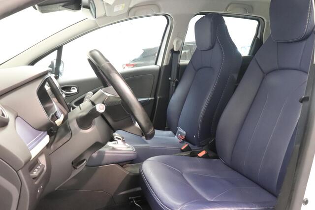 Renault ZOE R135 Serie Limitee Riviera 52 kWh | Warmtepomp | SoH 95,3% | Camera | 9,3"Navigatie | Koop accu |