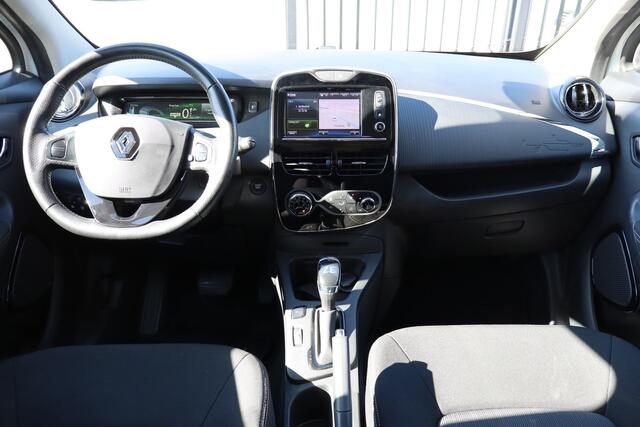 Renault ZOE Q90 Intens Huuraccu/Navigatie/Cruise control/Keyless/Licht metaal/Climate control/Cruise control/Parkeersenor achter