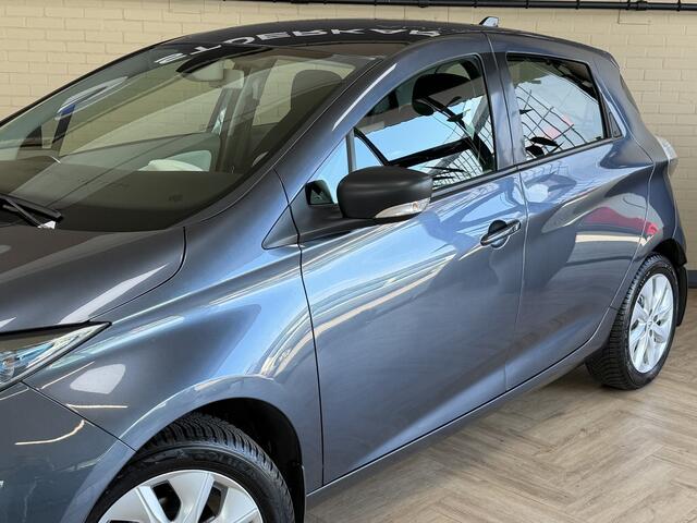 Renault ZOE R90 41 kWh (Huur Accu) Navigatie | Clima | 16" | Cruise control | Bluetooth | Dealer onderhouden!