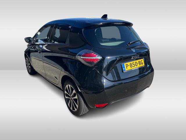 Renault ZOE R135 Intens 52 kWh / Camera / CarPlay / Warmtepomp / Keyless / 16'' / Half leder / Dodehoek / Stuur+Stoelverwarming / DAB / Cruise Control