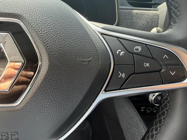 Renault ZOE R135 Iconic 52 kWh Clima / Camera / BOSE Hifi / Navigatie / 17" / Stoel/Stuur verwarming