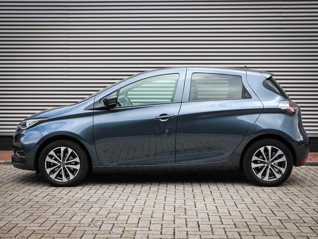 Renault ZOE R135 Intens 52 kWh | Clima | Navi | Cruise | Pdc voor/achter | Camera | Led | Lichtmetaal | Half leer |
