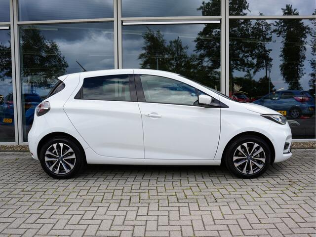 Renault ZOE R135 Intens 52 kWh | Eigen accu | Warmtepomp | Achteruitrijcamera |