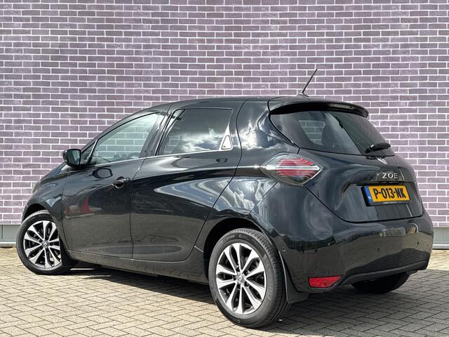 Renault ZOE R135 Intens 52kWh (Koopaccu) | Navigatie 9,3 inch | Apple Carplay | Android Auto | Achteruitrijcamera | Parkeersensoren | LED Koplampen | Stoelverwarming | Keyless Entry