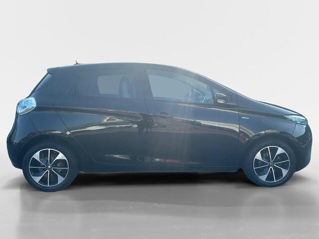 Renault ZOE R110 Iconic 41 kWh | AIRCO WERKT NIET !! | KOOP ACCU | BOSE | CAMERA | NAVI | 12 MAANDEN BOVAG GARANTIE |