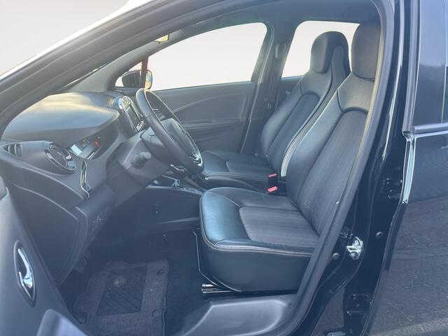 Renault ZOE R110 Iconic 41 kWh | AIRCO WERKT NIET !! | KOOP ACCU | BOSE | CAMERA | NAVI | 12 MAANDEN BOVAG GARANTIE |