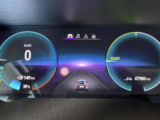 Renault ZOE R135 Iconic 52 kWh Snel lader/ soh 94%/ Koopaccu / Clima / Camera / BOSE Hifi / Navigatie / 17" / Stoel/Stuur verwarming