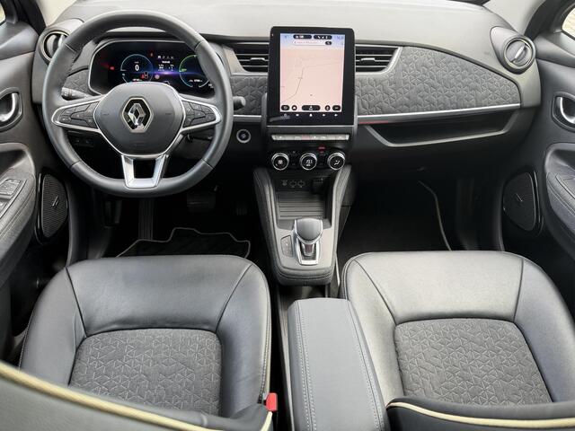 Renault ZOE R135 Iconic 52 kWh Snel lader/ soh 94%/ Koopaccu / Clima / Camera / BOSE Hifi / Navigatie / 17" / Stoel/Stuur verwarming