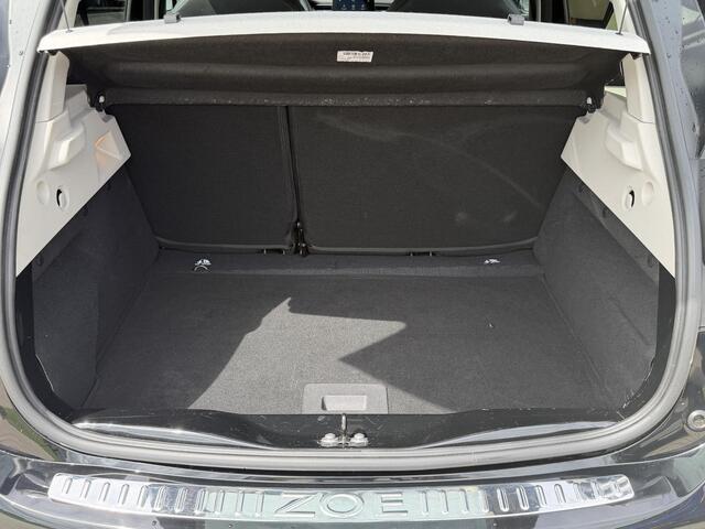 Renault ZOE R135 Iconic 52 kWh Snel lader/ soh 94%/ Koopaccu / Clima / Camera / BOSE Hifi / Navigatie / 17" / Stoel/Stuur verwarming