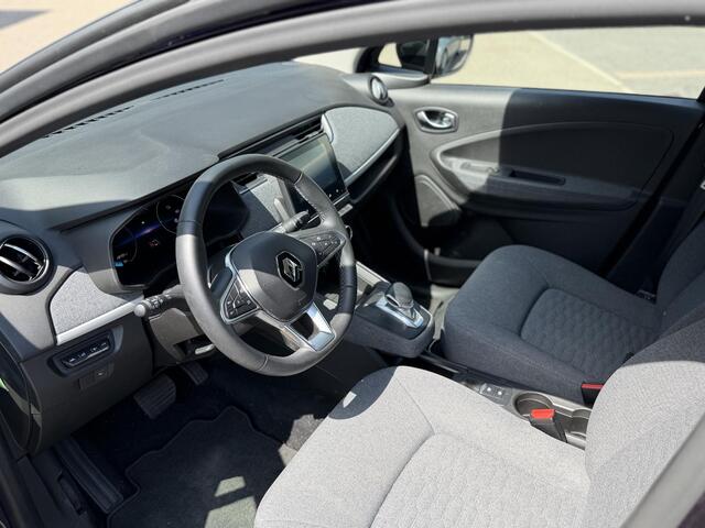 Renault ZOE R135 Evolution 52 kWh SOH 95% | 30.000KM | DEALER ONDERHOUDEN| CAMERA | CCS SNELLADER| FULL LED | RIJKLAAR GELEVERD INCL. 12 MND BOVAG GARANTIE| LANE ASSIST|