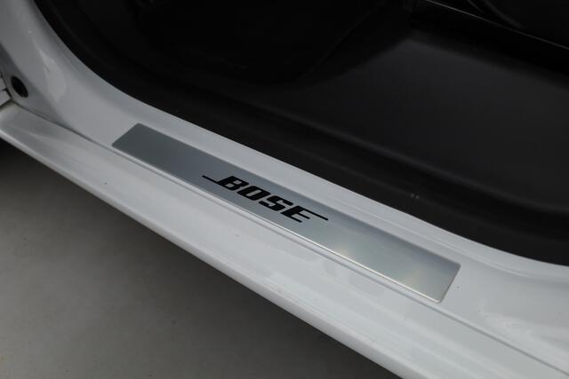 Renault ZOE R110 Bose 41 kWh | RIJKLAAR!! | SOH 92% | Cruise Contr. | Keyless | Camera | Bose Audio | PDC+A | 16 ''