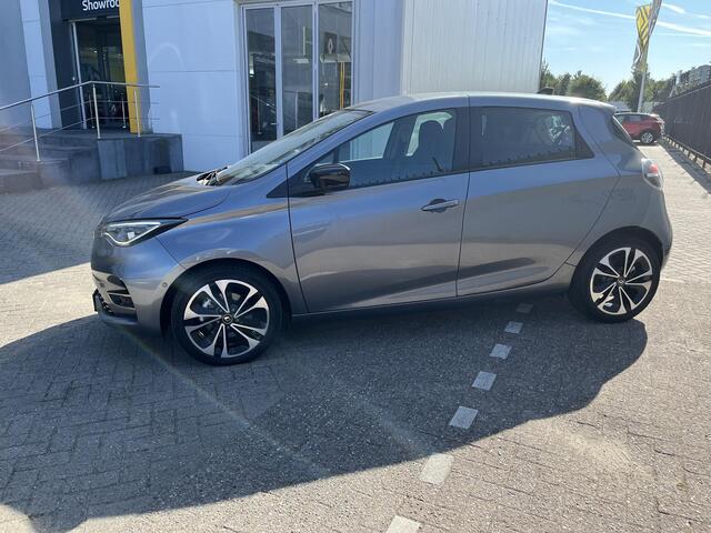 Renault ZOE R135 Iconic 52 kWh (Koop Accu) AUTOMAAT | BLIND SPOT | CAMERA | SENSOREN | CLIMATE | CRUISE CONTROL | APPLE CARPLAY