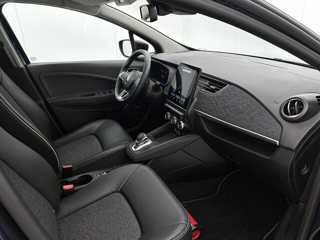 Renault ZOE R135 Iconic 52 kWh Camera, CarPlay, Bose