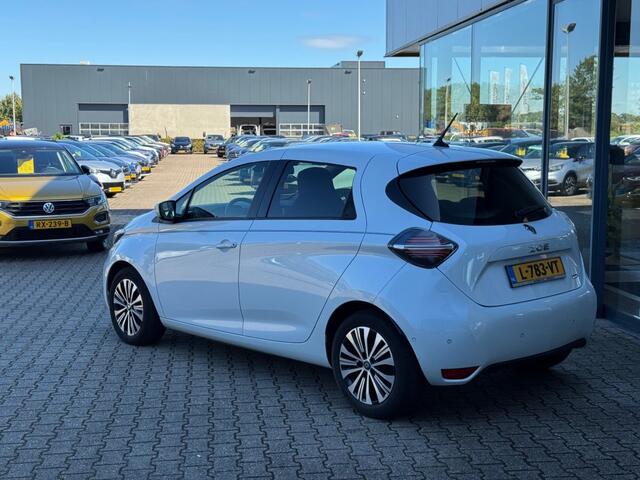 Renault ZOE R135 Riviera 52 kWh - incl accu - camera - stoel/stuurverwarming - navi