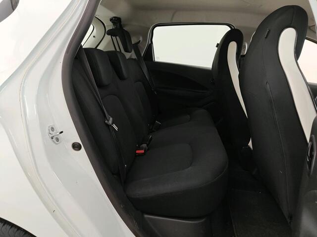 Renault ZOE R110 LIFE 52 kWh I KOOPACCU I NAVIGATIESYSTEEM I P-SENSOREN I CLIMATE CONTROL