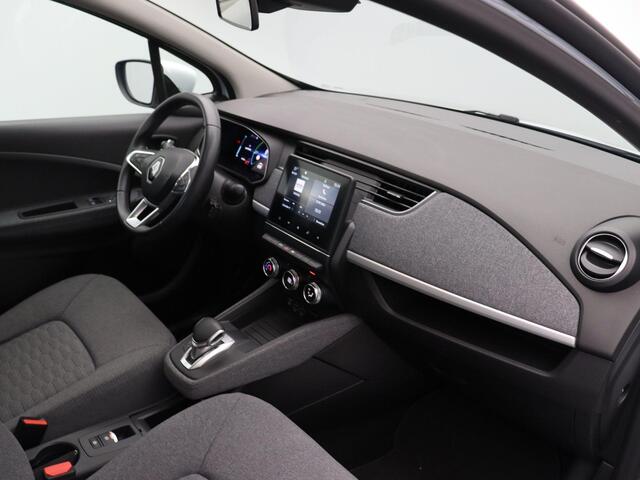 Renault ZOE R110 Zen 52 kWh | Accu koop | CCS | 93% SOH | Airconditioning | Apple Carplay / Android auto | Lichtmetaal | Achteruitrijcamera |
