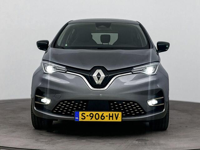 Renault ZOE R135 Iconic 52 kWh | SOH 91.2% | Stoelverwarming | Achteruitrijcamera | Cruise control | Lane assist | 3-fase laden |