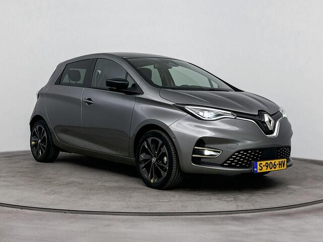 Renault ZOE R135 Iconic 52 kWh | SOH 91.2% | Stoelverwarming | Achteruitrijcamera | Cruise control | Lane assist | 3-fase laden |