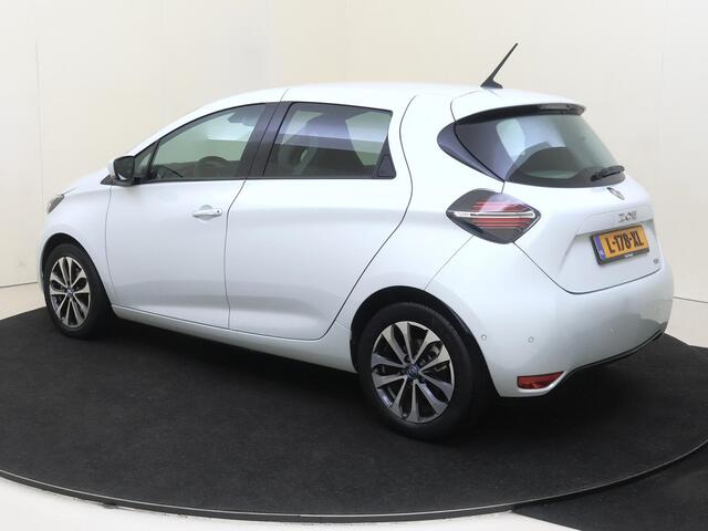 Renault ZOE R135 Intens 52 kWh inclusief Koopaccu 1e eig. | 34dkm ! | SoH 95,6%