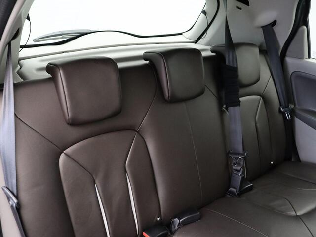 Renault ZOE R110 Bose 41 kWh | Batterijkoop | 1e Eigenaar | Dealeronderhouden | Trekhaak | Bose geluidsysteem | Lederen interieur |