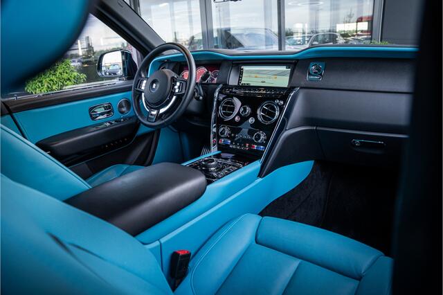 Rolls-Royce Cullinan 6.75 V12 - Black Badge | Mansory Wheels | Sterrenhemel