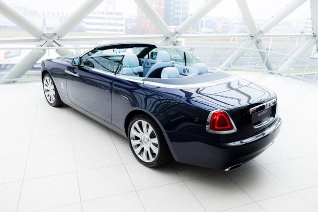 Rolls-Royce Dawn 6.6 V12 | RR Bespoke Interior Baby Blue | Venti Seats |
