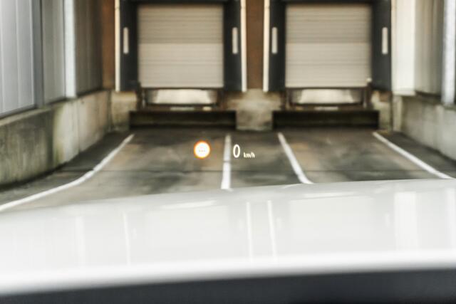 Rolls-Royce Dawn Concorso d'Eleganza Edition - Carbon Aero Cowling tonneau - Bespoke Audio