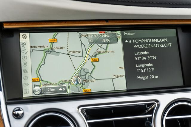 Rolls-Royce Dawn Concorso d'Eleganza Edition - Carbon Aero Cowling tonneau - Bespoke Audio