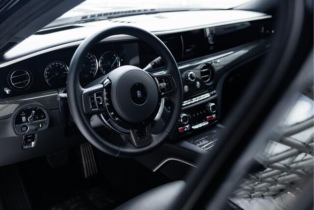 Rolls-Royce GHOST 6.75 V12 | Black Badge | Starlight | TV | Massage |