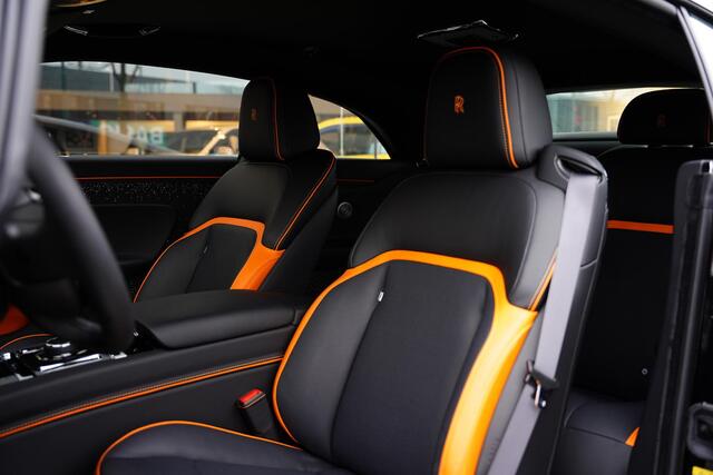Rolls-Royce Spectre AWD Two Tone / Bespoke Audio / Pinstripe Mandarin / NL-Car