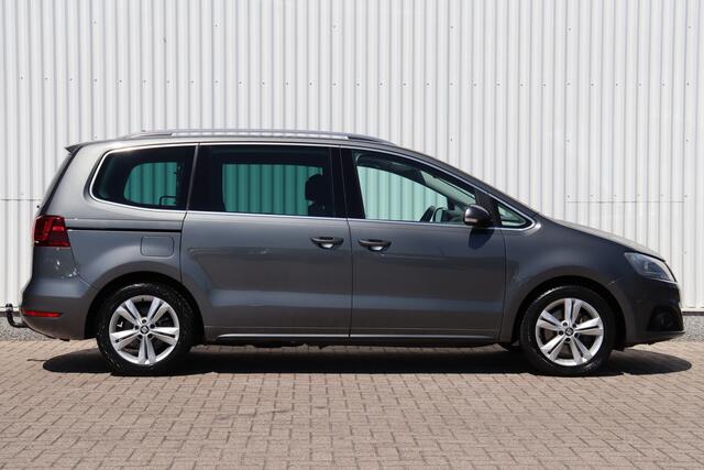 Seat ALHAMBRA 1.4 TSI Style Business Intense | Navigatie | Cruise Control | Camera | Trekhaak | Elek. Schuifdeuren