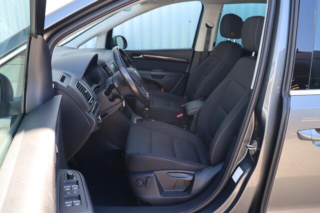 Seat ALHAMBRA 1.4 TSI Style Business Intense | Navigatie | Cruise Control | Camera | Trekhaak | Elek. Schuifdeuren