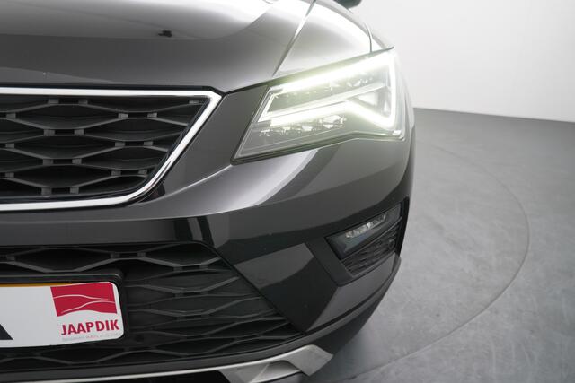 Seat ATECA BWJ 2020 1.0 EcoTSI 116 PK Style Business Intense TREKHAAK / SCHUIF PANODAK / APPLE & ANDROID / NAVI / CLIMA / CRUISE / CAMERA / PDC / LMV