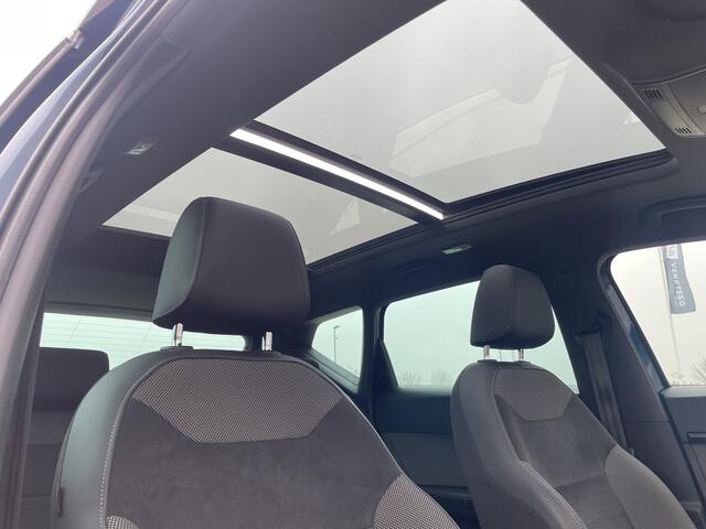 Seat ATECA 1.5 TSI Xcellence | Panorama | LED | Navi | Alcantara | Camera | Carplay | Climate