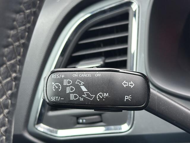 Seat ATECA 1.0 EcoTSI | Camera | CarPlay | LED | 18 inch | Navi