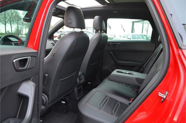 Seat ATECA 1.5 TSI FR Business Intense Pano | 360 camera | Trekhaak elektrisch | Virtual Cockpit | Beats audio | Keyless