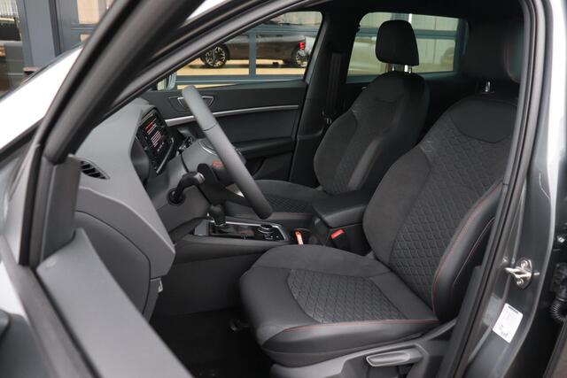 Seat ATECA 1.5 TSI 150PK FR AUTOMAAT Business Intense | Trekhaak | Achteruitrijcamera | Stuur- & Stoelverwarming | Elek. Achterklep | Cruise Control