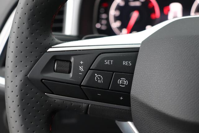 Seat ATECA 1.5 TSI 150PK FR AUTOMAAT Business Intense | Trekhaak | Achteruitrijcamera | Stuur- & Stoelverwarming | Elek. Achterklep | Cruise Control